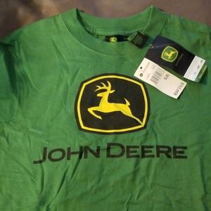 John Deere's tshirt